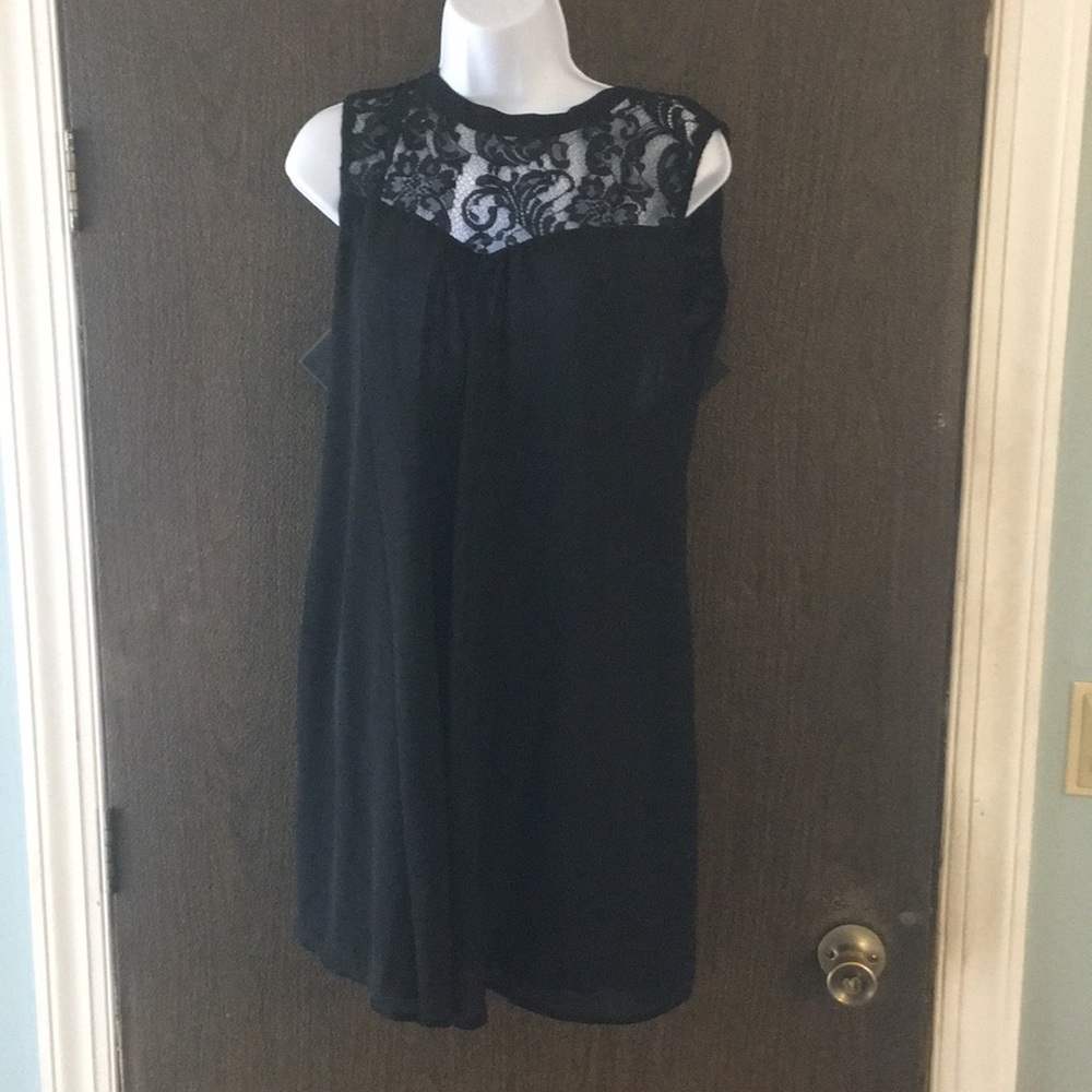 Sleeveless casual O neck loose mini dress